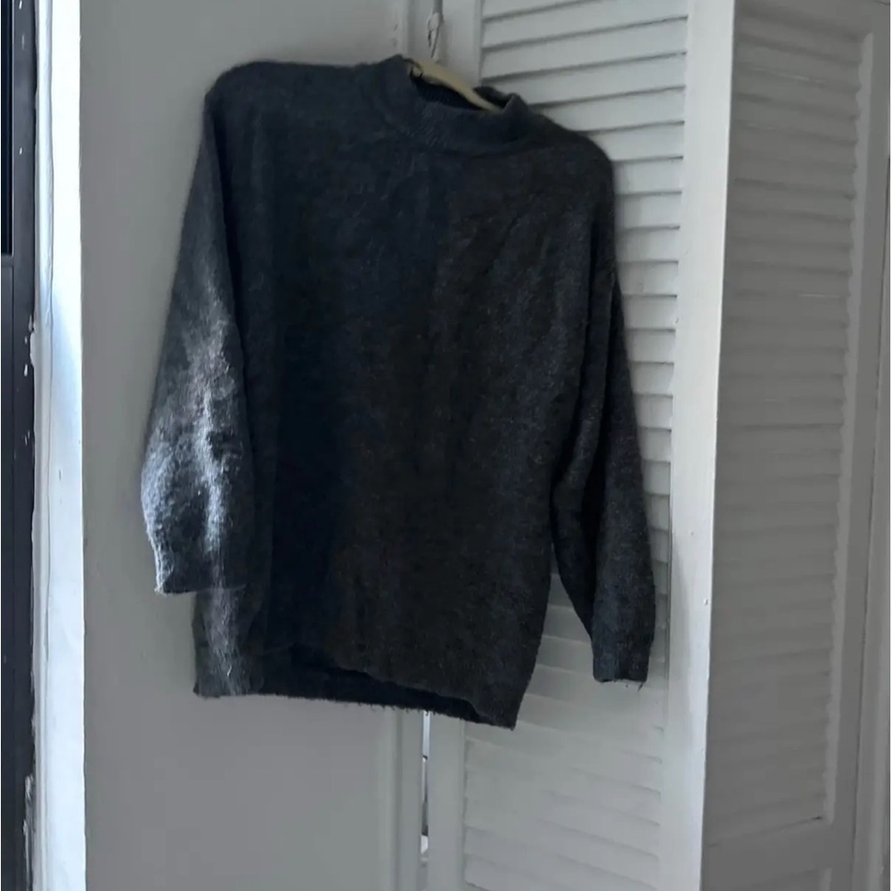 Zara Gray Women's Sweater